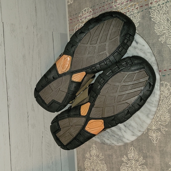 NIB | Sonoma Bradley Sandals | 10 - Picture 11 of 11